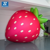 Modèle de fraise gonflable géant personnalisé, grande sculpture de fruit gonflable pour la publicité commerciale en extérieur et la décoration