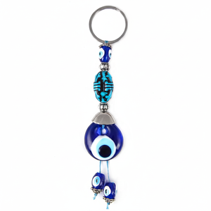 Turquesa en forma de hecho a mano de vidrio mal de ojo de cuentas clave cadena Hecho en Turquía - Product Image 2