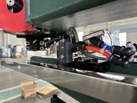 Agrafeuse manuelle de boîtes en carton Machine à coudre les ongles Machine à ongles