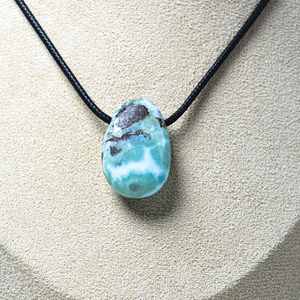 Ciondolo Aita in <span class=keywords><strong>Larimar</strong></span> Naturale Blu Taglio a Pera 30mm, <span class=keywords><strong>Pietra</strong></span> Liscia Lucidata per Creazione Collane con Cordino in Pelle, Gioielli Fai da Te - Product Image 5