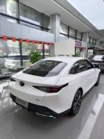 Nouvelle Changan Yidong Eado 2026, vente en gros, voiture chinoise PHEV, autonomie de 145 km, E-CVT, hybride rechargeable, 4 portes, 5 places, berline, voiture compacte Eado