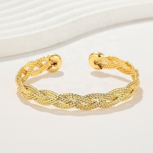 Bracelet en alliage de cuivre plaqué or 18 carats pour femme, bijoux simples et tendance, vente en gros - Product Image 1