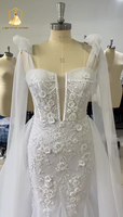 Robe de mariée sirène moderne ZB5839 avec décolleté plongeant, dos nu, cape transparente, bretelles, broderies florales, dentelle florale 3D et tulle, traîne chapelle