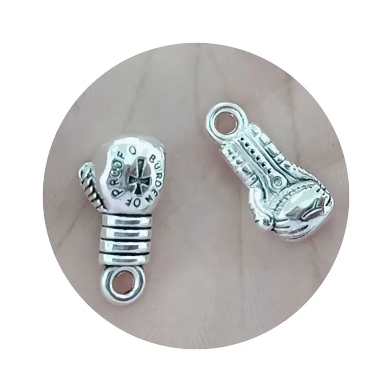 Mitaines de boxe en alliage de Zinc argenté Antique, pendentifs en métal miniatures pour porte-clés DIY, accessoires faits à la main