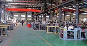 เครื่องฉีดขึ้นรูปพลาสติกอัตโนมัติ ZQ60 ประหยัดพลังงาน ผลผลิตสูง สำหรับขวดพลาสติก HDPE/PP เกรดเครื่องสำอางและอาหาร - Product Image 4