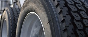 Neumático de camión sólido sin cámara TH Conti Scandinavia HD3 para carga pesada, resistente al desgaste, 315/80R22.5 12.00R20, para transporte agrícola, venta al por mayor de fábrica - Product Image 4