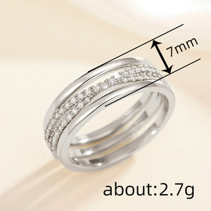 Set di Tre Anelli Geometrici Minimalisti Intrecciati per Donne, Gioielli Eleganti per Uso Quotidiano - Product Image 3