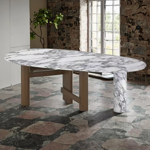 Table de salle à manger italienne de forme ovale en marbre blanc Arabescato avec base en bois massif au design léger pour salle à manger moderne - Product Image 1