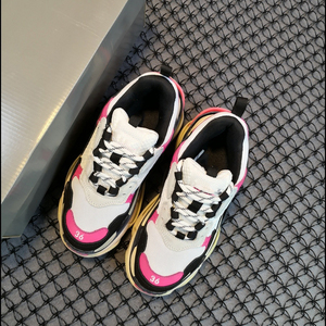 Chaussures de sport décontractées pour hommes, modèle triple, de créateur, OEM ODM, en matériau de qualité supérieure, basses, style Dad Shoes, pour la course à pied et le quotidien - Product Image 4