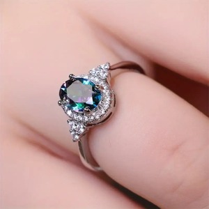 Anello ovale triangolare colorato per donna, gioielli da dito di lusso, delicati e alla moda - Product Image 2