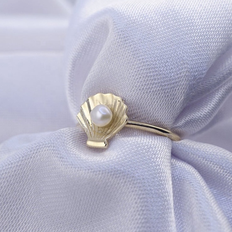 Anello di conchiglia di vongole delicate in acciaio inossidabile