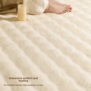 Tapis en velours bulle imitation fourrure de <span class=keywords><strong>lapin</strong></span> couleur crème style français, doux et agréable pour la peau, couverture de canapé pour salon, chambre et bureau - Product Image 2
