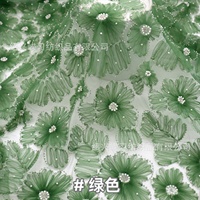 Tissu en maille brodé de fleurs 3D avec motifs floraux organiques, perles et paillettes, idéal pour la confection de vêtements et robes - Vente en gros depuis la Chine