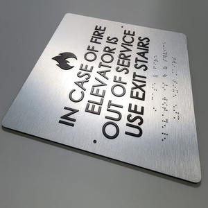 Señal de salida de emergencia con símbolo braille - Product Image 2