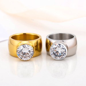 yunnique Men's Titanium Steel Ring With <b>Large</b> Zircon Bezel Setting Geometric Design For Gift Fashion Jewelry - Product Image 3