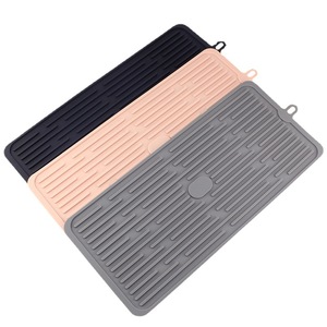 Tapete Escurridor de Platos Resistente al Calor, Antideslizante, de Silicona, para Secar Agua, Fácil de Limpiar, para Mesa, Fregadero, Cocina - Product Image 1