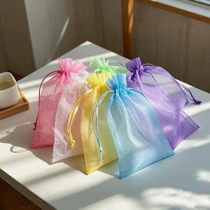 Sacs en filet transparents multicolores fabriqués en usine, fermetures élastiques, 30x40cm, durables, écologiques, échantillons, emballages pour bonbons, sacs cadeaux - Product Image 2
