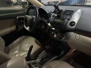 <span class=keywords><strong>Toyota</strong></span> <span class=keywords><strong>RAV4</strong></span> <span class=keywords><strong>2012</strong></span> Boîte Automatique Volant à Gauche Sièges en Tissu Toit en Alliage d'Aluminium <span class=keywords><strong>Prix</strong></span> Abordable Véhicule d'<span class=keywords><strong>Occasion</strong></span> Grossiste - Product Image 4