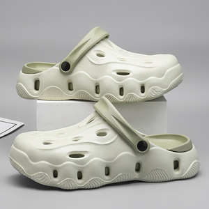 Pantuflas EVA Cómodas con Correa Ajustable, Sandalias Transpirables para Interiores y Exteriores, Suela Ligera Antideslizante para Hombres y Mujeres - Product Image 5