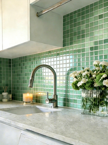 Carreaux intérieurs vitrifiés brillants <span class=keywords><strong>de</strong></span> couleur bonbon ; Mosaïques <span class=keywords><strong>de</strong></span> toilettes inspirées <span class=keywords><strong>de</strong></span> la dopamine ; Carreaux <span class=keywords><strong>de</strong></span> salle <span class=keywords><strong>de</strong></span> bain - Product Image 3