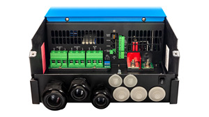 V I c t R O n Energy Multi Plus-II 48V 5kVA 120V AC 70A Monofásico/Bifásico Trifásico Residencial 50/60Hz - Product Image 3