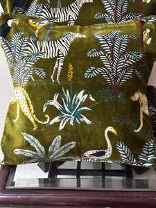 Luxury Cotton Velvet Pillow Covers Custom Handcrafted Decorative Shams Product Features & Customization Material: 100% Cotton - Product Image 4