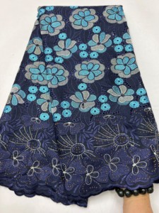 Tela de Algodón Tejido Multicolor para Vestido de Fiesta Africano con Encaje Voile, Bordado Floral Grande y Pedrería para Niñas - Product Image 4