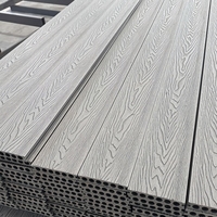 Panneaux de terrasse en WPC à grain de bois carré, co-extrudés, embossés en 3D, résistants aux intempéries et aux décolorations
