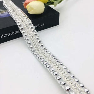 Catena di perle per auto a spina di pesce macchina con nastro di perle ricamato in metallo catena di lavorazione del nastro di pizzo accessori autunno e Winte - Product Image 1