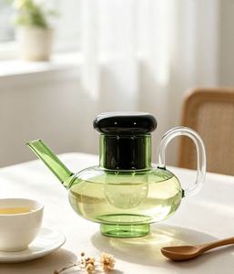 Service à thé moderne en verre ambré, comprenant une théière et des tasses, pichet en verre résistant à <span class=keywords><strong>la</strong></span> chaleur, carafe à eau en verre faite à <span class=keywords><strong>la</strong></span> main pour le thé en famille, idéal comme cadeau - Product Image 1