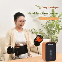 Gants d'entraînement électriques portables pour aider les personnes âgées à plier leurs doigts raides