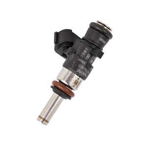 Injecteur de carburant 0280158266 pour VW Polo Golf Passat Tiguan <span class=keywords><strong>Audi</strong></span> A1 A3 A4 A5 A6 A7 A8 <span class=keywords><strong>Q2</strong></span> Q3 Q5 Q7 TT Porsche 95890603100 - Product Image 1