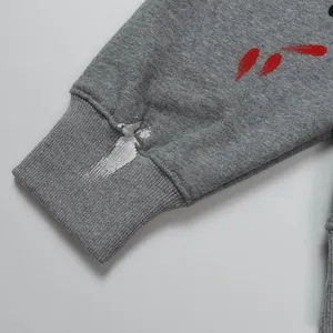 Sudadera con Capucha para Hombre de Alta Calidad del Fabricante, de Gramaje Pesado 430G, con Logotipo Personalizado en Estampado Puff, 100% Algodón Americano, Estilo Urbano y Forro Polar - Product Image 5