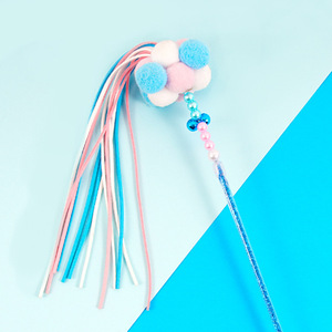 Bâtonnet à pompons pour chat avec des pompons et une clochette, jouet interactif coloré pour chaton et chat, pour s'amuser pendant le jeu - Product Image 1