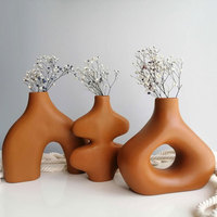 Vases à fleurs en céramique d'art créatif Ins Décoration d'intérieur nordique Table Vase en céramique moderne
