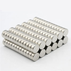 10 x4 מ "מ מגנט neodymium סופר 10 מ" מ x <span class=keywords><strong>4</strong></span> מ "מ מגנטים תעשייתיים 10 x4 מ" מ קבוע דיסק מגנטי עגול קטן 10*<span class=keywords><strong>4</strong></span> מ "מ - Product Image 2