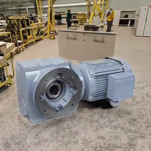 Reductor de velocidad de engranajes helicoidales NMRV 150 de 2.2~15KW con brida cuadrada de entrada de 180*180mm, tamaño de flanqueado B14 B5, relación I=57.510~6080,100 - Product Image 3