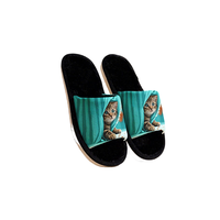 Chaussons d'hiver personnalisés OEM imprimés en EVA à bout ouvert pour femme, motif chat, en fourrure pelucheuse, certifiés REACH, délai de livraison 30-60 jours