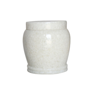 İnsan Külleri için Doğal Yeşil Yeşim Kremasyon Urnesi, Kişiselleştirilmiş Lazer Gravür ve Kadife Hediye Kesesi Dahil - Product Image 1