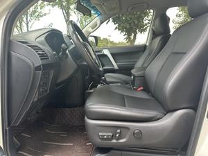 Auto Usado en Venta, Toyota Prado 2019, 3.0T Diésel, 4x4, 7 Plazas, Importado, SUV Usado, Volante a la Izquierda, Todoterreno, 161hp - Product Image 4