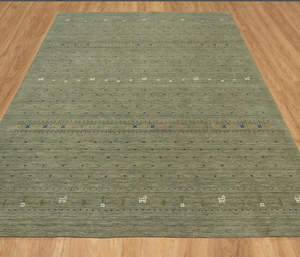 พรมกาเบห์8x10ทอมือขนสัตว์สีเขียวลวดลายเรียบง่ายออกแบบมาสำหรับพื้นที่นั่งเล่นและห้องนอนที่แสนสบาย - Product Image 4