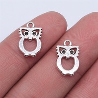 Breloque hibou creuse 15x10mm en alliage de zinc argent antique, pendentif à 1 boucle pour bracelet à breloques Woodland