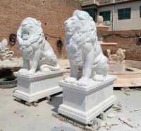 Statues de lions en marbre de grande taille, blanches, pour l'extérieur, à vendre