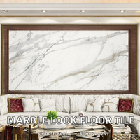 Carrelage en pierre frittée de style moderne, texture marbre, pour salle de bain, salon, couloir, salle à manger, escalier - Lueur douce
