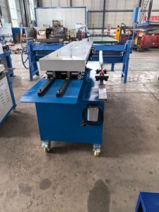 Automatische Hochgeschwindigkeits-Flanschformmaschine für Kanalflanschbearbeitung und -walzen 220V/380V 4KW - Product Image 5