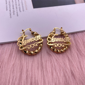 Mini Aros de 30mm con Nombre Personalizado, Aros <span class=keywords><strong>para</strong></span> Bebés y Niñas, Aros Retorcidos Personalizados, <span class=keywords><strong>Aretes</strong></span> de Acero Inoxidable Chapados en Oro con Nombre - Product Image 2
