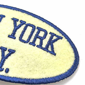 Parche de texto ovalado con palabras de Nueva York - Product Image 1