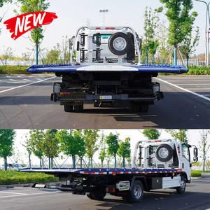 Camion de remorquage léger Isuzu 10T avec accessoires de barricade sur roues et élévateur de roues - Product Image 4