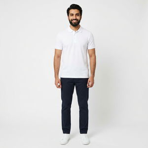 T-shirt pour homme en coton respirant, col rond, blanc uni, finition délavée, coupe classique - Product Image 1