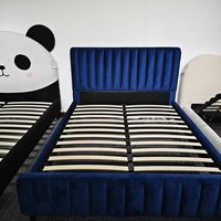 Lit plateforme moderne capitonné en velours à cannelures verticales, bleu roi, avec sommier à lattes en bois massif, pour chambre à coucher (tailles King et Queen)